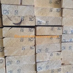 Vuren geschaafd 50x150 mm. 450 cm. (netto maat 44x146) FSC Mix 70%