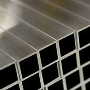 Aluminium koker 30x30x3